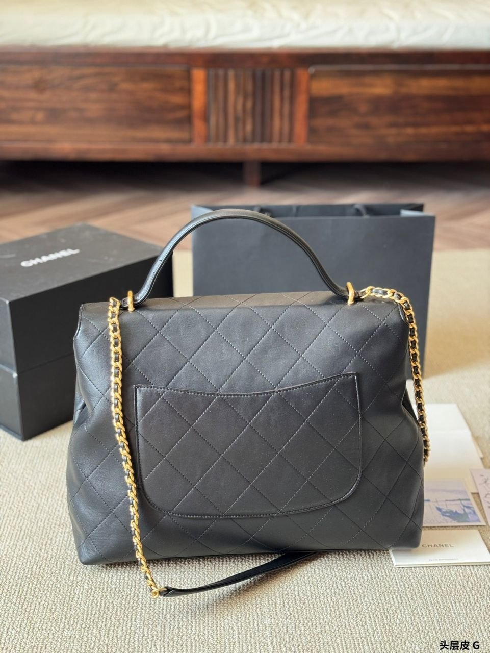 Maxi Flap Schwarz/Gold 26 cm – Bild 6