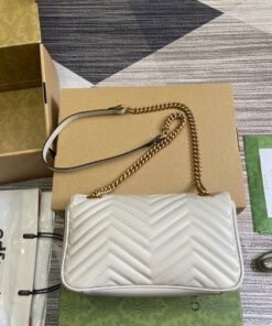 Alternative view of GG Marmont Wei? 26 cm