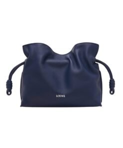 Clutch aus Nappaleder in Abyssblau 18cm