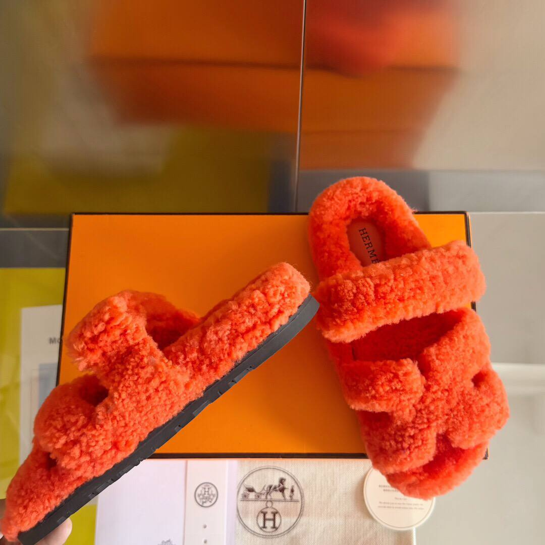 Chypre Lammfell-Sandale Orange – Bild 2