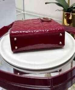 Alternative view of Lady Weinrot 20 cm