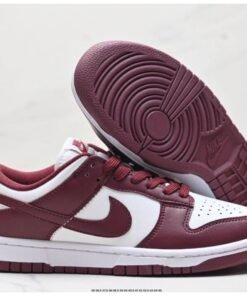 Alternative view of Dunk Low PRM