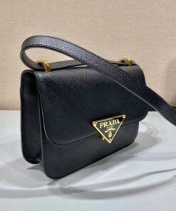 Alternative view of Saffiano Schwarz 22 cm