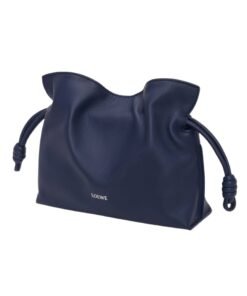 Alternative view of Clutch aus Nappaleder in Abyssblau 18cm