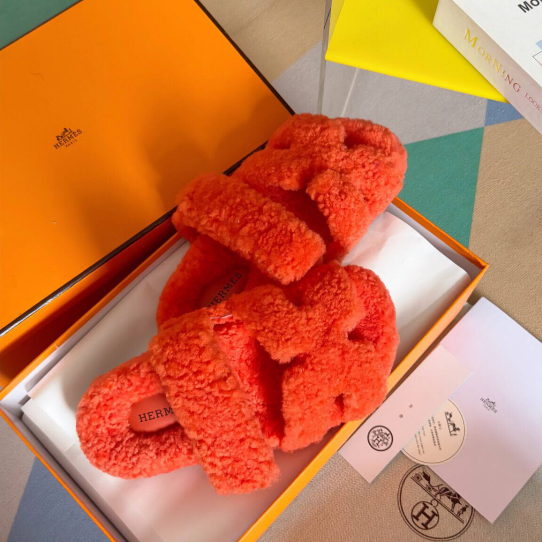 Chypre Lammfell-Sandale Orange – Bild 3