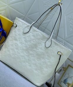 Alternative view of Neverfull MM Cream 31 cm