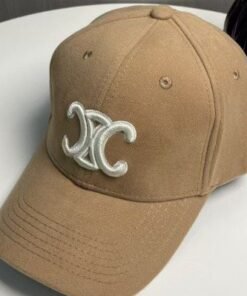 Alternative view of Triomphe Greige