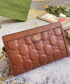 Alternative view of GG Matelasse Braun 26 cm