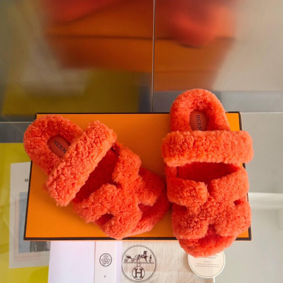 Chypre Lammfell-Sandale Orange – Bild 5