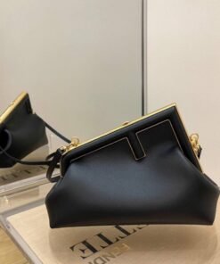 Alternative view of First Schwarz 26 cm