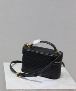 Alternative view of Gaby Schwarz 18 cm