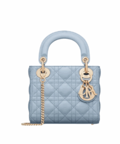 Zachtblauw Cannage Lamsleer 20 cm