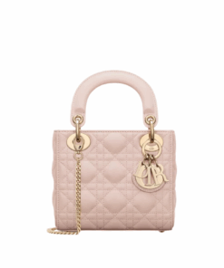 Poederroze lamsleer met Cannage-motief 17cm