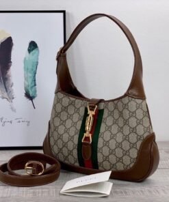 Alternative view of Jackie 1961 Medium 28cm